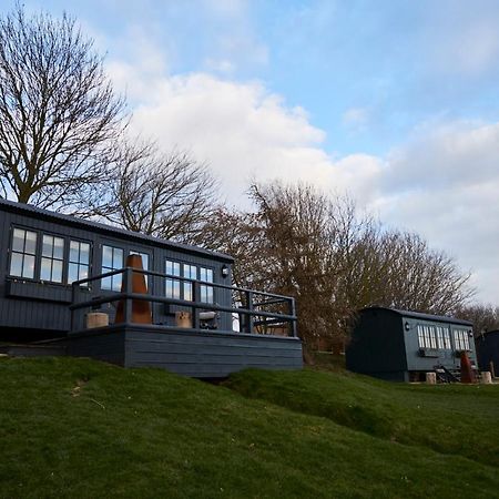 Hog Deer Creek - At Port Lympne Reserve Exterior photo